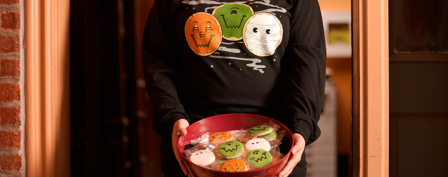 Looking for Peanut-Free Halloween Treats? Here's a Festive Alternative to Candy