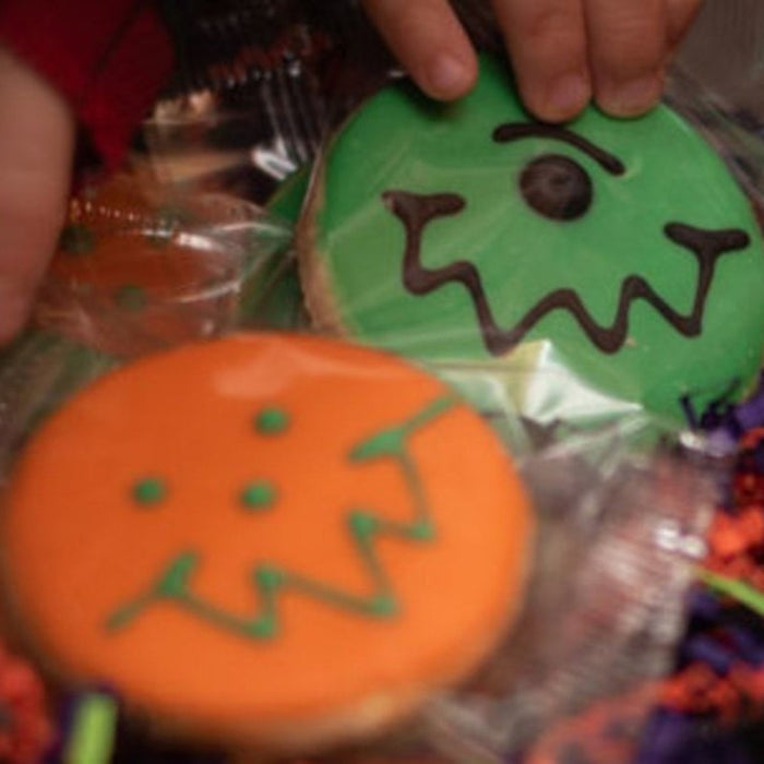 Boo-It-Yourself Halloween Party Ideas from SmileyCookie.com - SmileyCookie.com